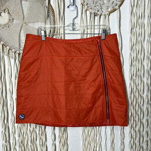 Stylish Puff Orange Mini Skirt with Zipper perfect for Winter ❄️